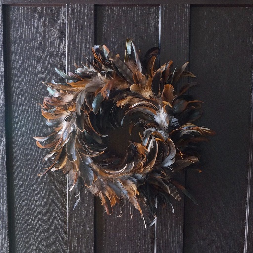 [WRXHB18--N] Schlappens Wreath 12 inch Diameter --Natural